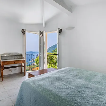 Beautiful Home In Eze 別荘 エズ